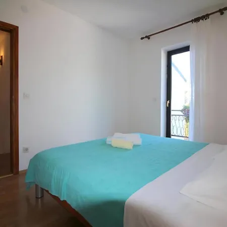 Palma In Strandnaehe Mit Garten Grill Porec