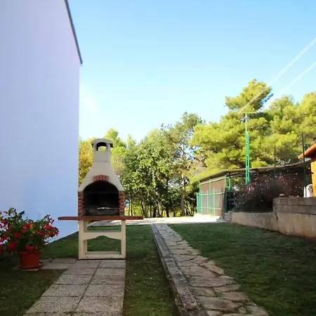 Palma In Strandnaehe Mit Garten Grill * Porec