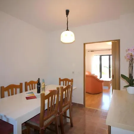 Palma In Strandnaehe Mit Garten Grill