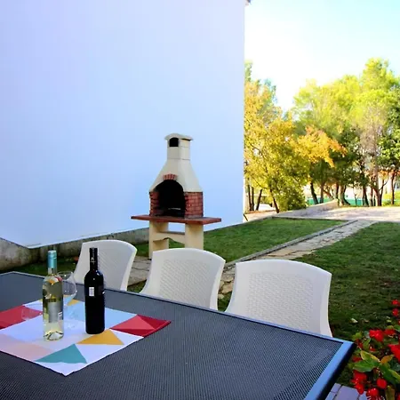 Apartment Palma In Strandnaehe Mit Garten Grill *